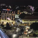 New Luxury Flat At Unirii Square, Piata Unirii Апартаменти