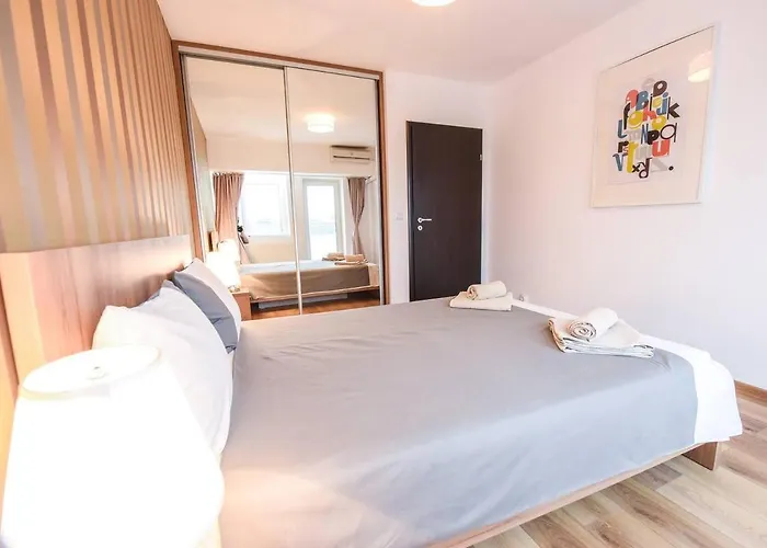 New Luxury Flat At Unirii Square, Piata Unirii * Boekarest
