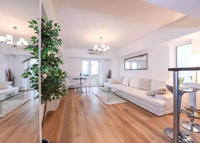 아파트 New Luxury Flat At Unirii Square, Piata Unirii *