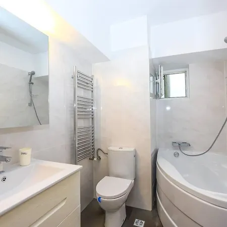 New Luxury Flat At Unirii Square, Piata Unirii Apartment *