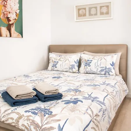 New Luxury Flat At Unirii Square, Piata Unirii Apartment